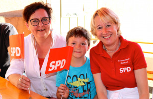 Eva Franz vom SPD-Ortsverein Gailbach und MdL Martina Fehlner