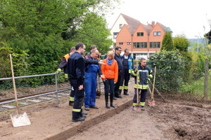 Die lokale Infrastruktur ist massiv geschädigt worden, wie hier die Bahnstrecke zwischen Schöllkrippen und Kahl. Die Staatsregierung sollte den betroffenen Kommunen im Landkreis Aschaffenburg nun schnellstmöglich unbürokratische Hilfe zuteilwerden lassen.