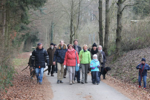 Die Gruppe ging einen großen Bogen durch den Großostheimer Oberwald