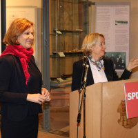 Die Aschaffenburger Landtagsabgeordnete Martina Fehlner udn die frauenpolitische Sprecherin der SPD-Landtagsfraktion Dr. Simone Strohmayr.