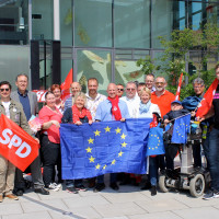 Die starke Delegation der SPD auf der Maikundgebung in Aschaffenburg